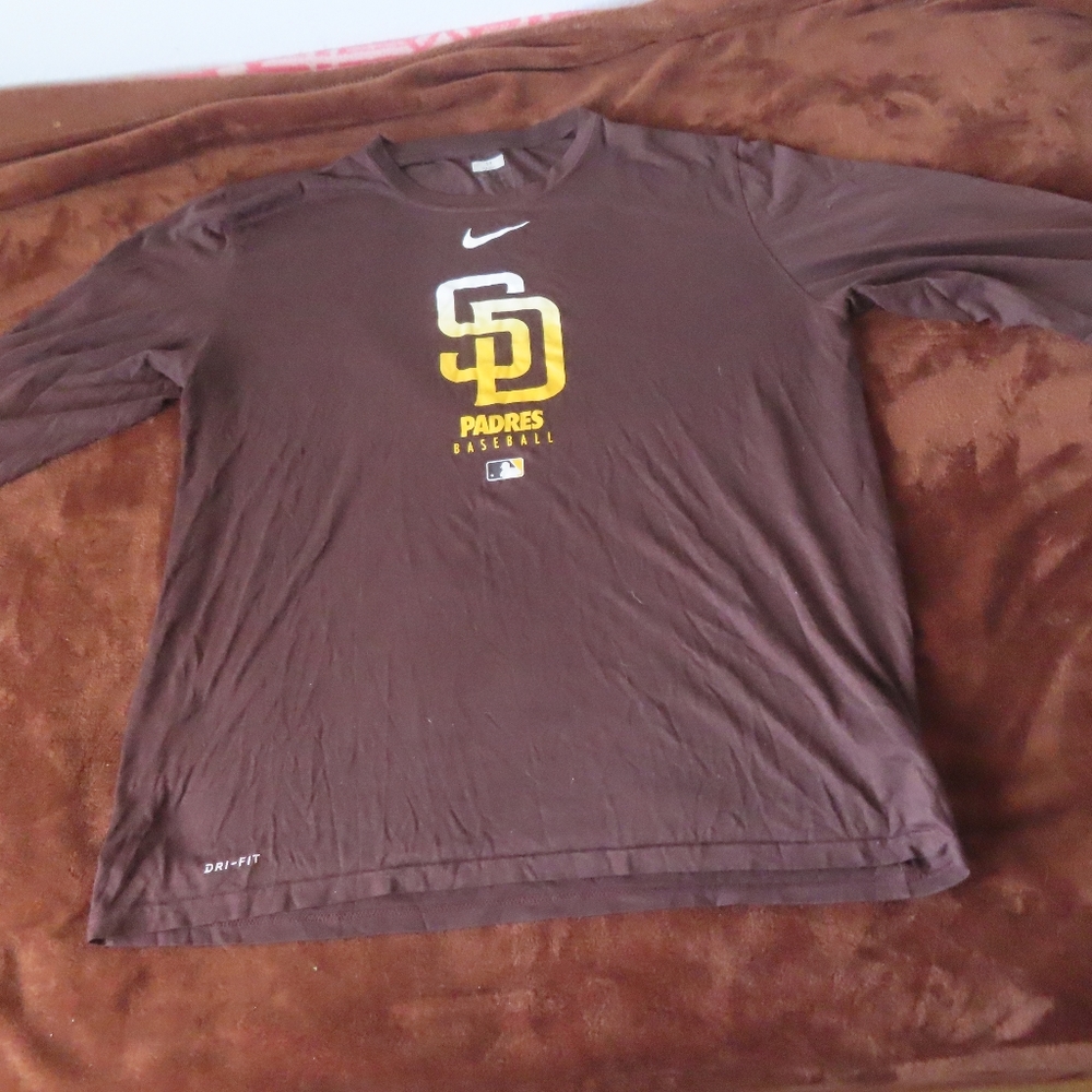 Nike San Diego Padres Legend Performance Long Sleeve Dri Fit chris paddack XL